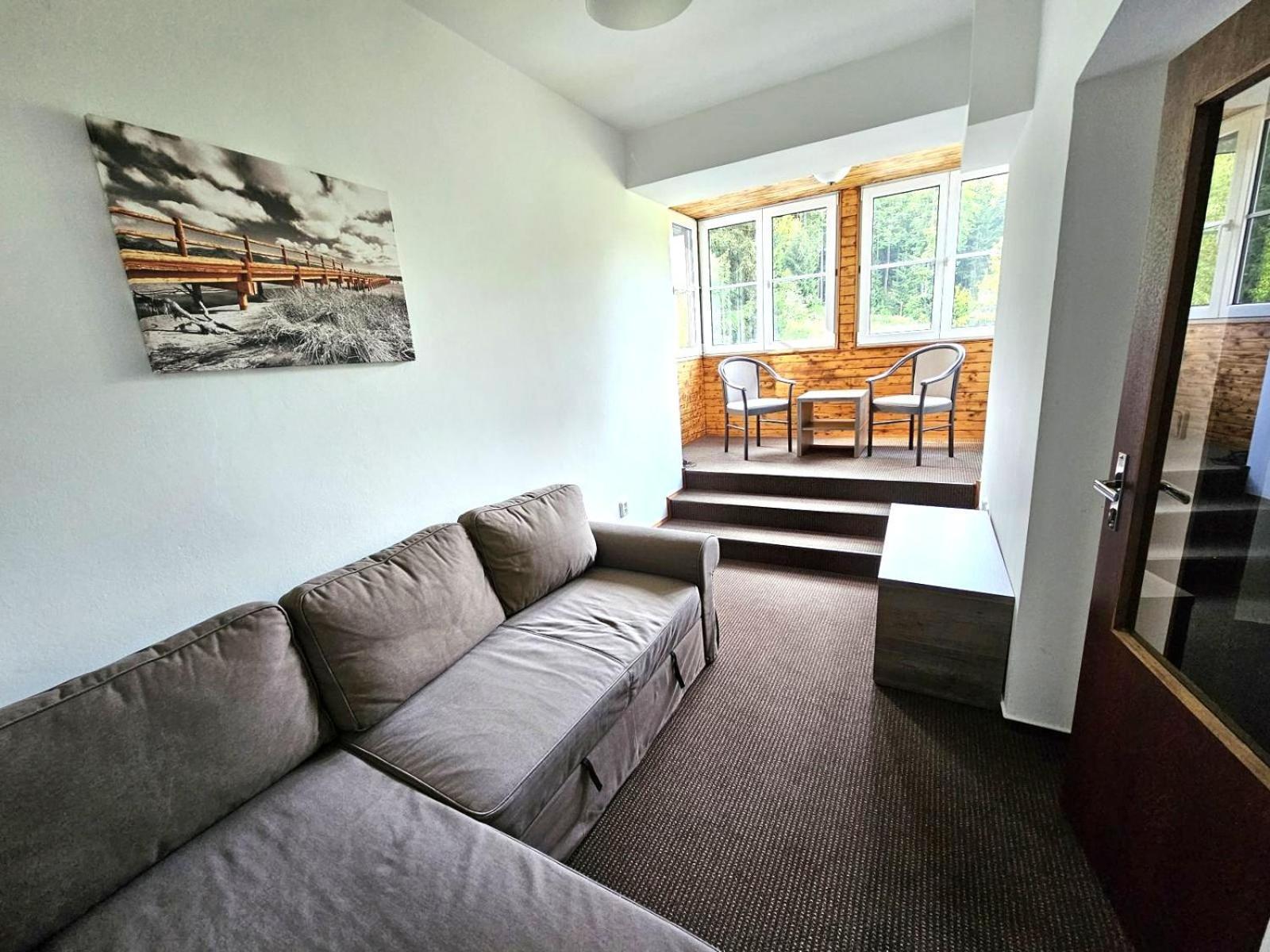 Hotel Konsel Říčky Bagian luar foto