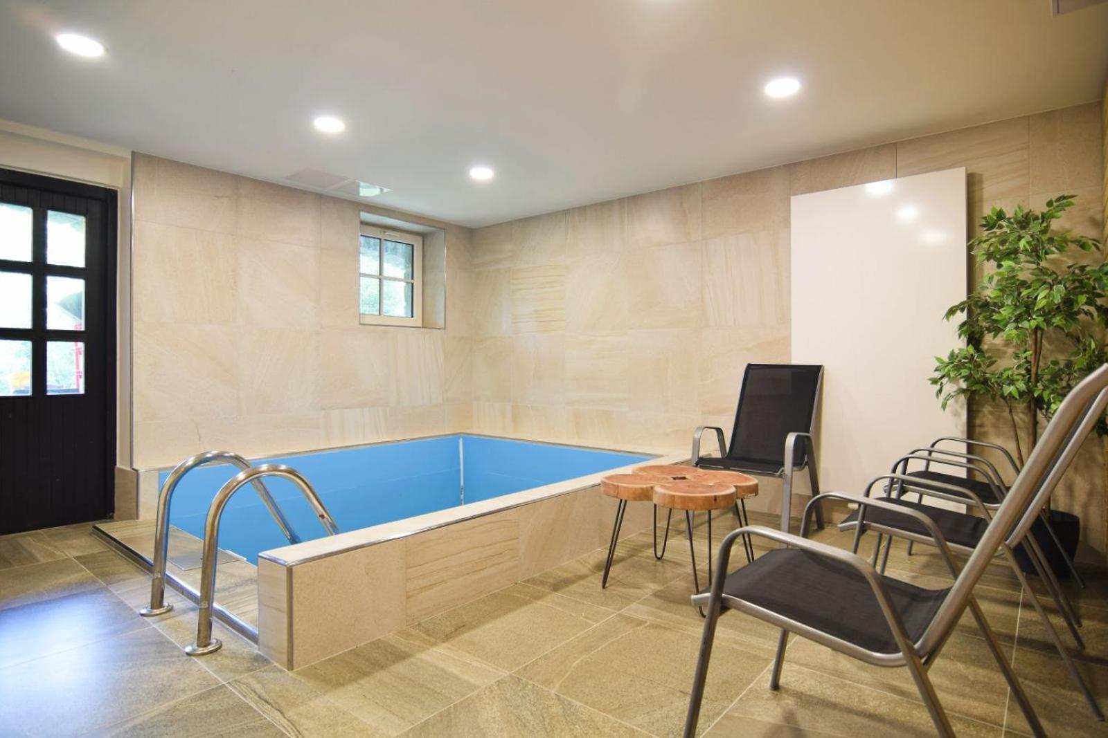 Hotel Konsel Říčky Bagian luar foto