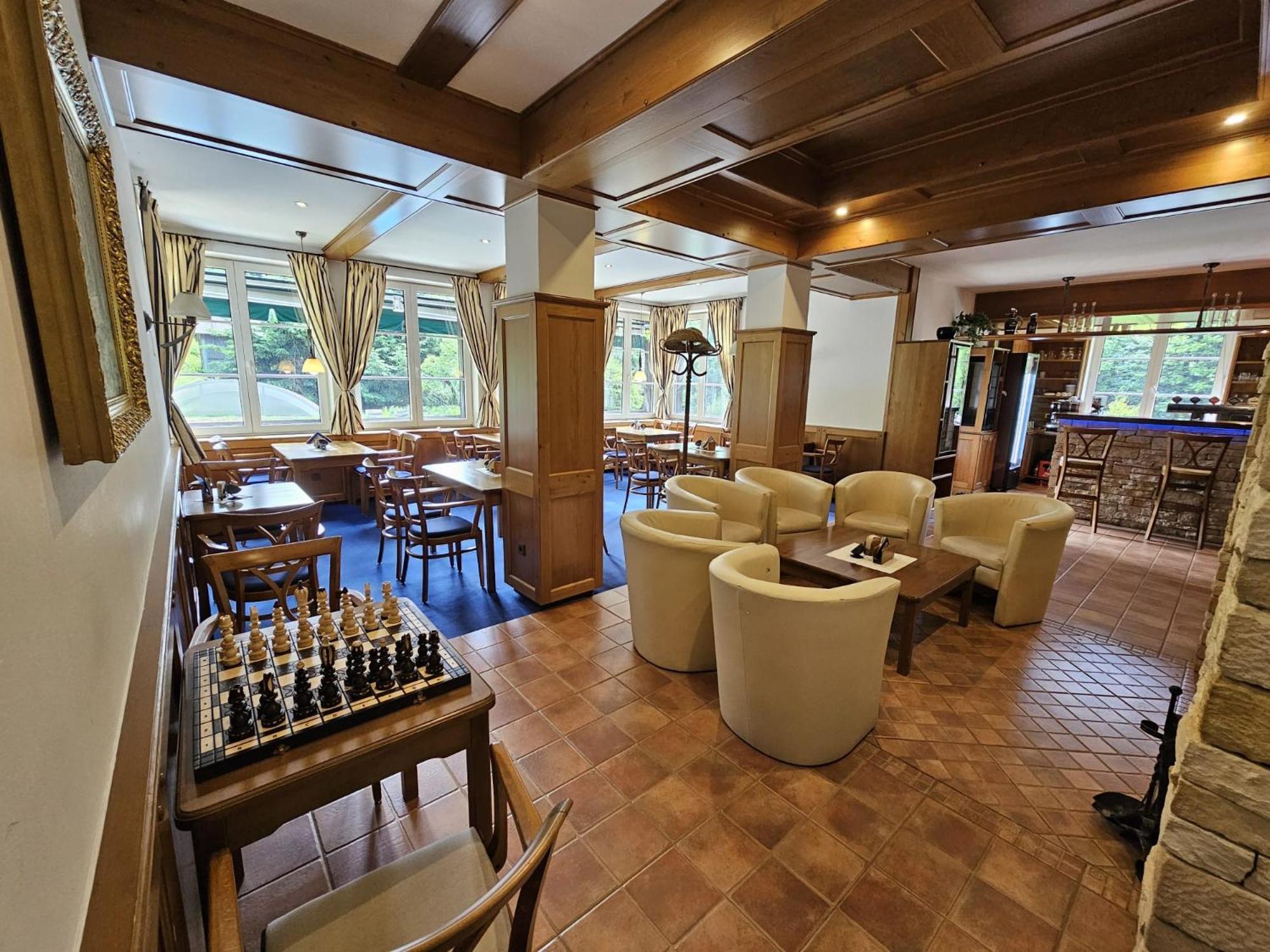 Hotel Konsel Říčky Bagian luar foto