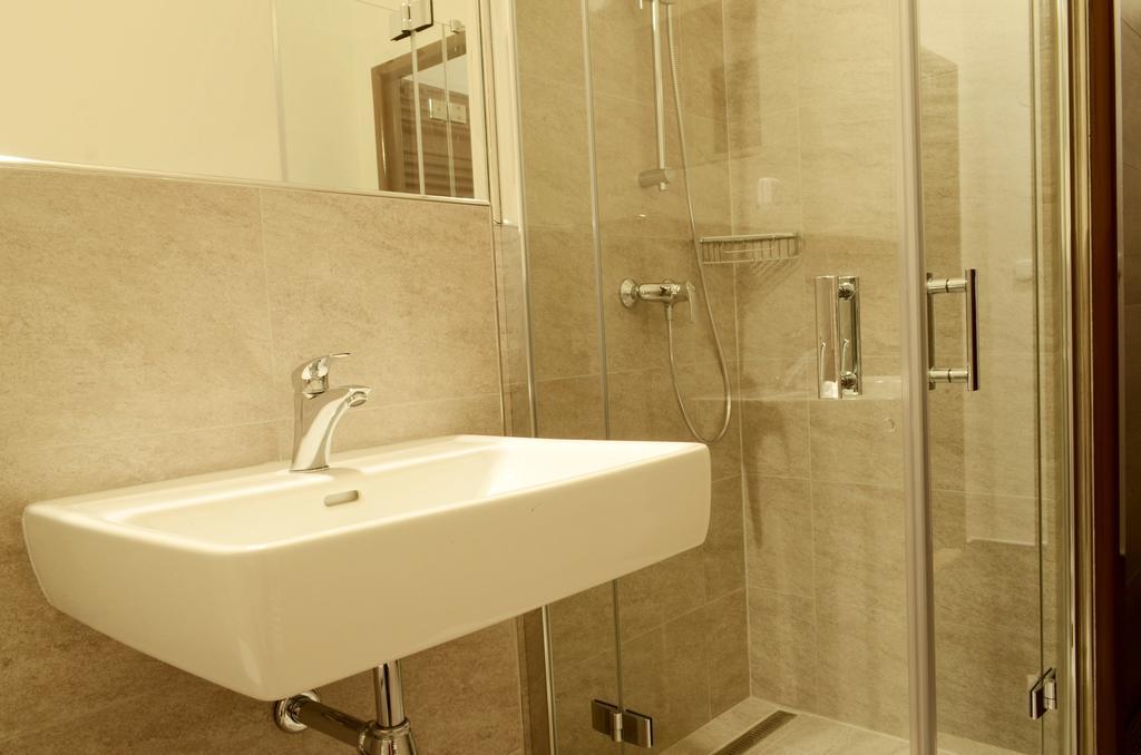 Hotel Konsel Říčky Ruang foto
